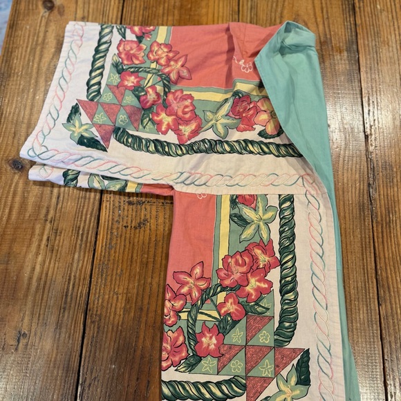 Handcrafted Quilted & Embroidered Floral Kimono Jacket – One Size - Picture 13 of 16